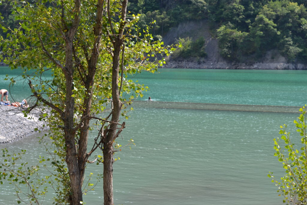 le lac de serre ponçon