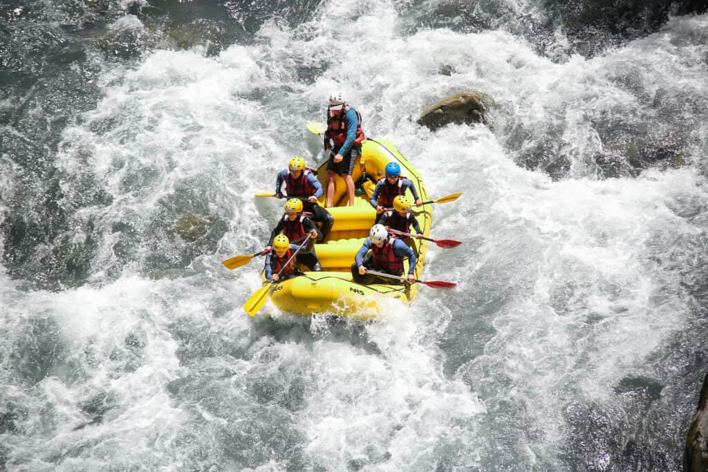 rafting en France sur la rivière de l'Ubaye pour un séjour insolite