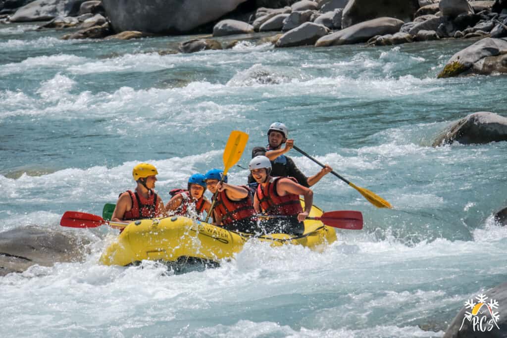 activité rafting pour un séjour insolite en Paca