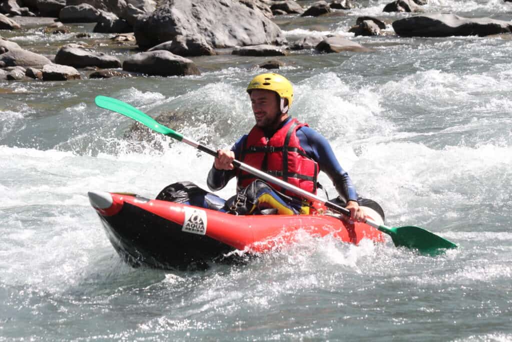 activité kayak pour un séjour insolite en Ubaye